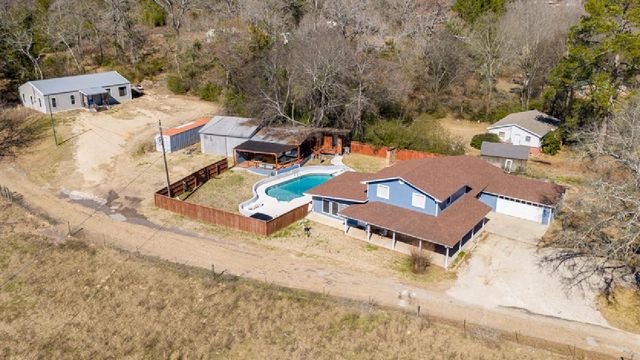 38 County Road 2220, Daingerfield, TX 75638