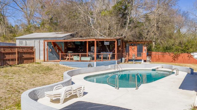 38 County Road 2220, Daingerfield, TX 75638