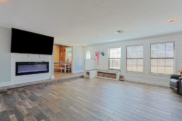 38 County Road 2220, Daingerfield, TX 75638