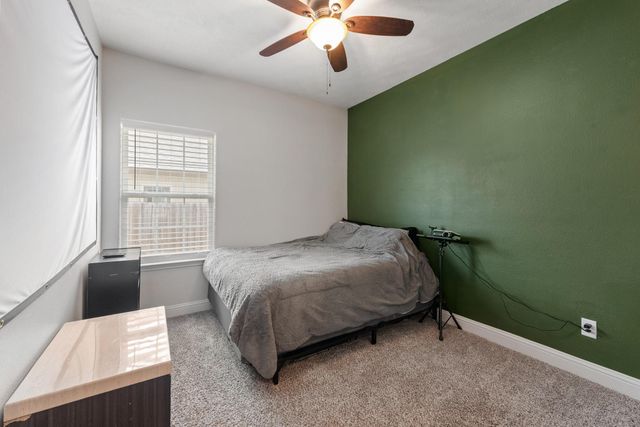 401 Brazos Bend, Snook, TX 77879