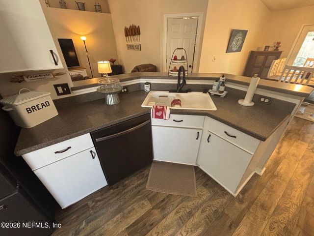 1897 PENZANCE Parkway, Middleburg, FL 32068