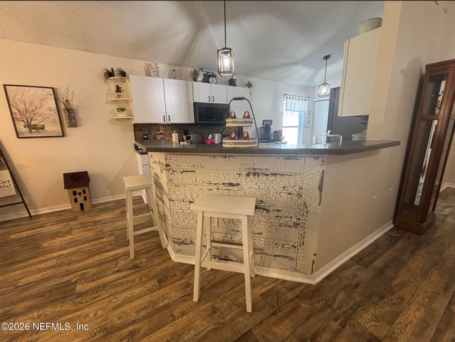 1897 PENZANCE Parkway, Middleburg, FL 32068