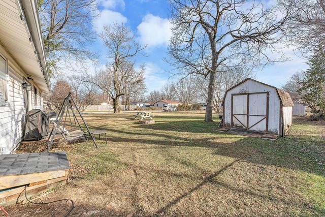 514 S Prince Lane, Springfield, MO 65802