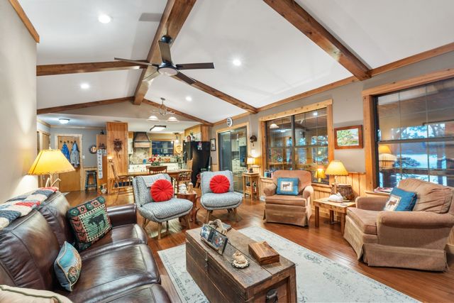 136 County Road 3232, Quitman, TX 75783