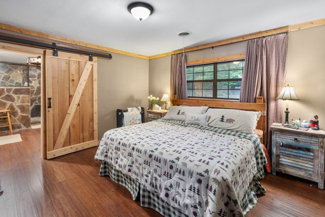 136 County Road 3232, Quitman, TX 75783