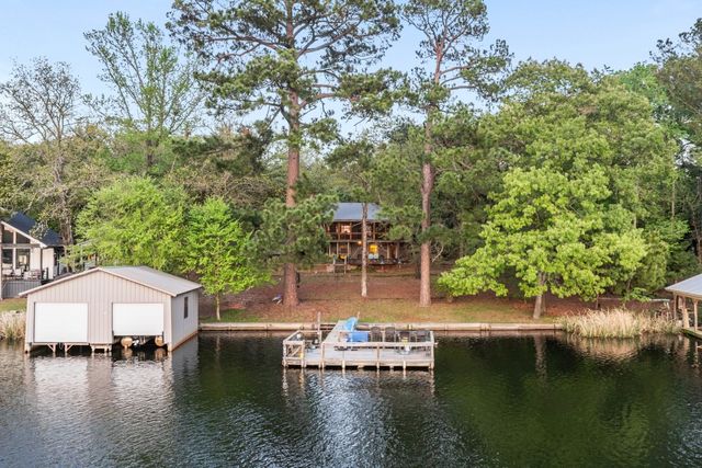 136 County Road 3232, Quitman, TX 75783