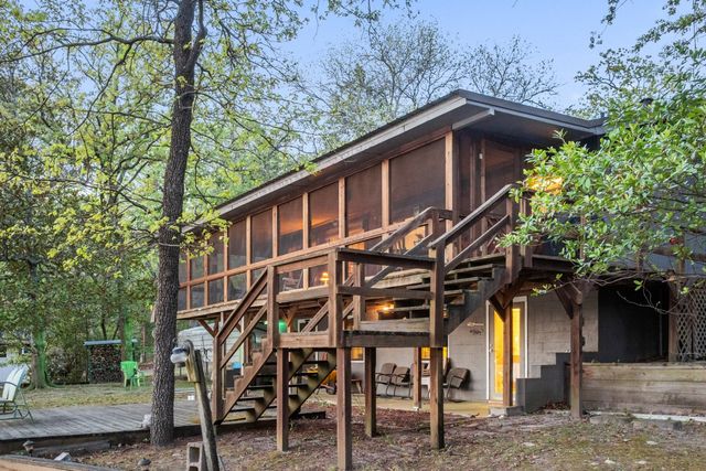 136 County Road 3232, Quitman, TX 75783