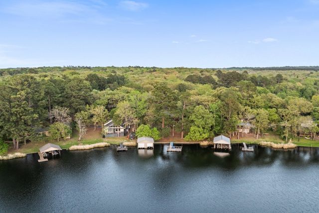 136 County Road 3232, Quitman, TX 75783