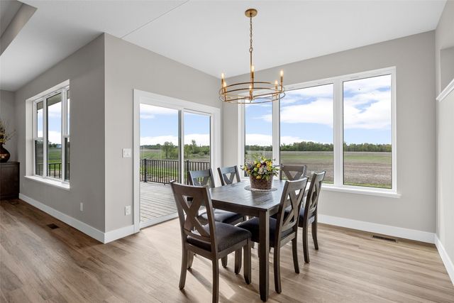 3009 Prairielight Court, Hiawatha, IA 52233