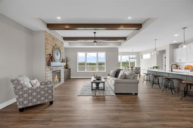 3009 Prairielight Court, Hiawatha, IA 52233