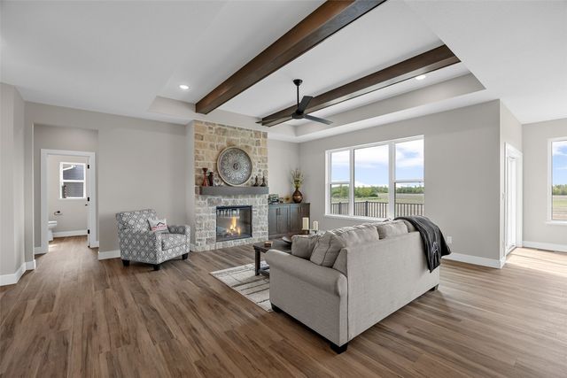 3009 Prairielight Court, Hiawatha, IA 52233