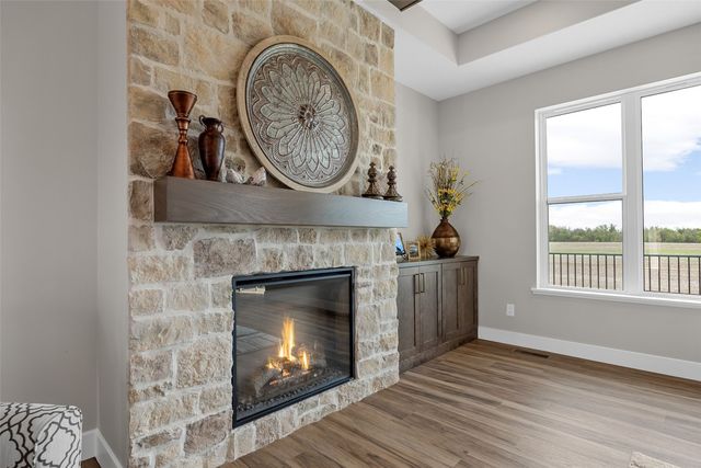 3009 Prairielight Court, Hiawatha, IA 52233