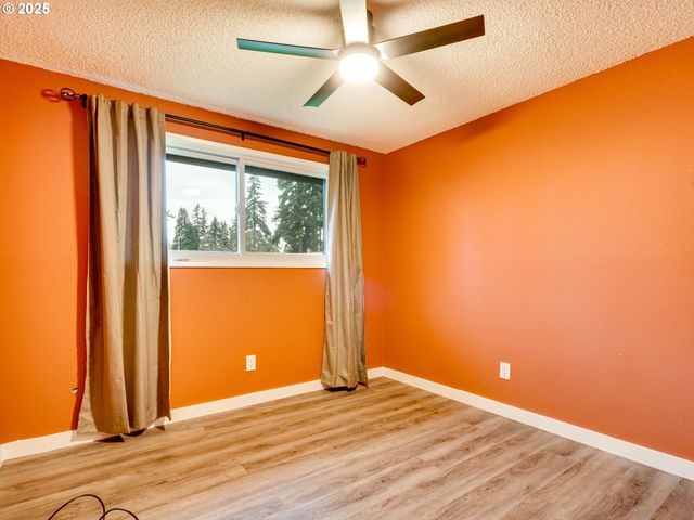 13817 Ne 79TH St, Vancouver, WA 98682