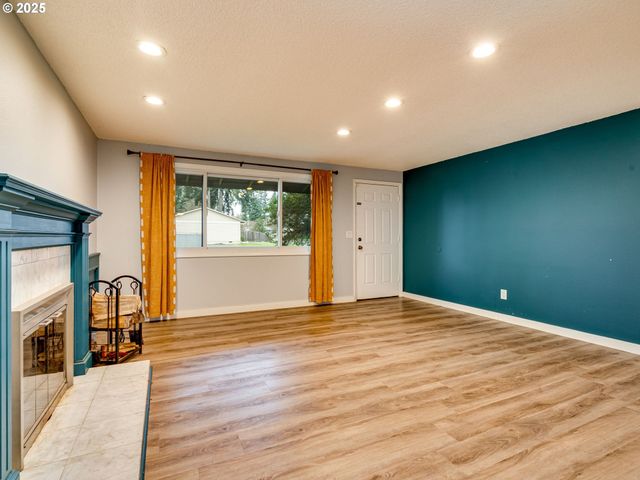 13817 Ne 79TH St, Vancouver, WA 98682