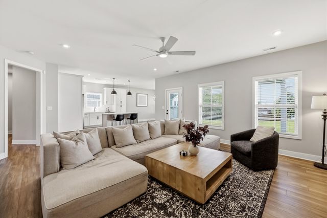 1325 Silver Springs Drive, Lexington, KY 40511