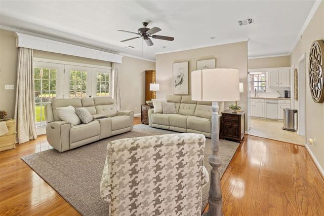 815 Comfort Lane, Jennings, LA 70546