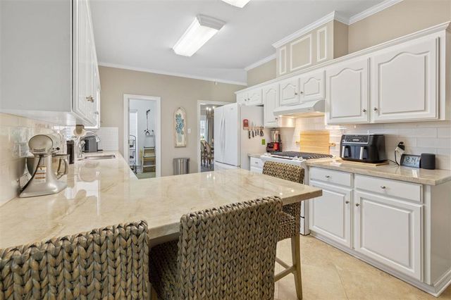 815 Comfort Lane, Jennings, LA 70546