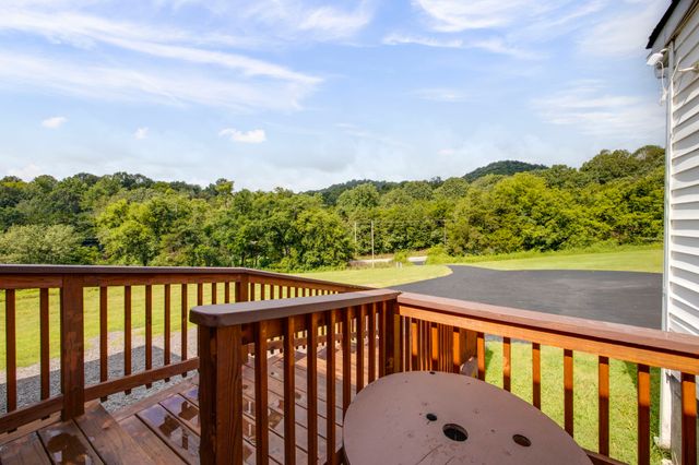 3203 Statesville Rd, Watertown, TN 37184