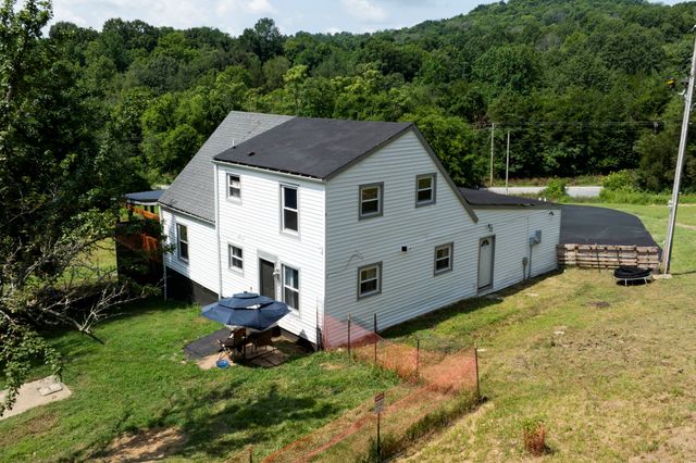 3203 Statesville Rd, Watertown, TN 37184