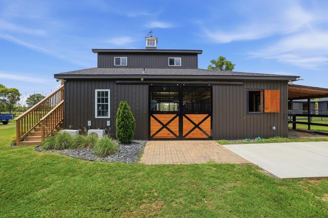 8520 Stock Horse Trail, Windsor, SC 29856