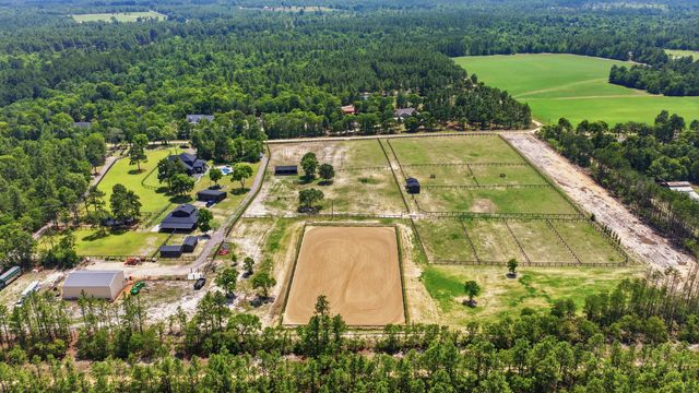 8520 Stock Horse Trail, Windsor, SC 29856