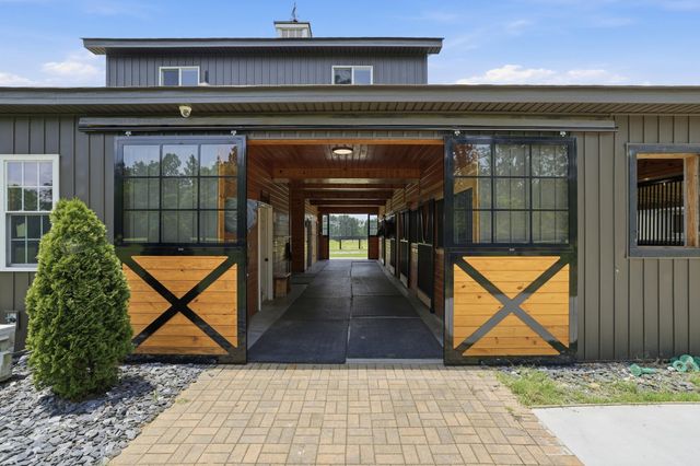 8520 Stock Horse Trail, Windsor, SC 29856