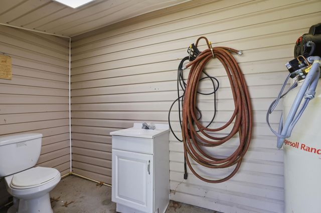 8520 Stock Horse Trail, Windsor, SC 29856