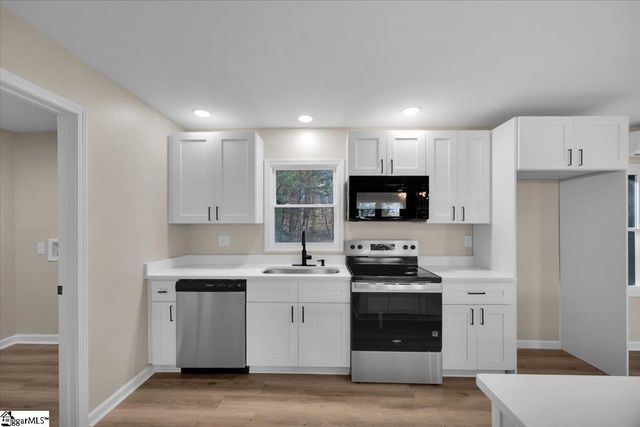 140 Triangle Road, Gaffney, SC 29340