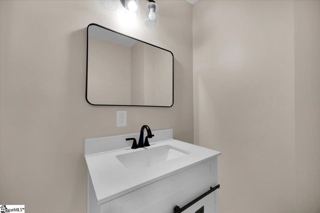 140 Triangle Road, Gaffney, SC 29340