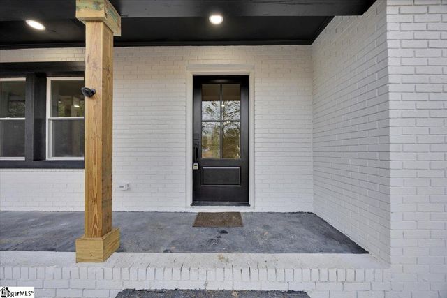 140 Triangle Road, Gaffney, SC 29340