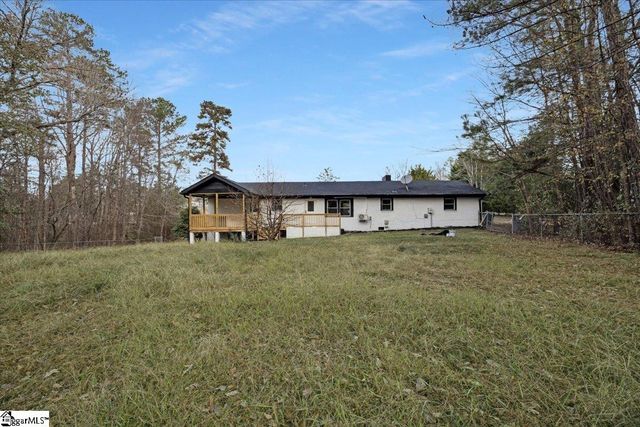 140 Triangle Road, Gaffney, SC 29340