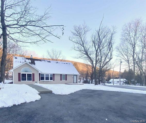 164 Bloomer Road, Lagrangeville, NY 12540