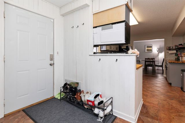 610 5th Avenue SE, Altoona, IA 50009