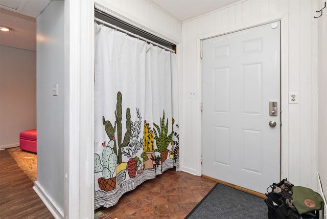 610 5th Avenue SE, Altoona, IA 50009