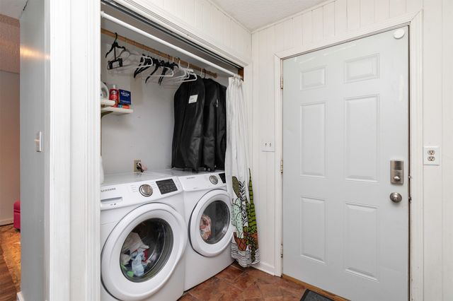 610 5th Avenue SE, Altoona, IA 50009