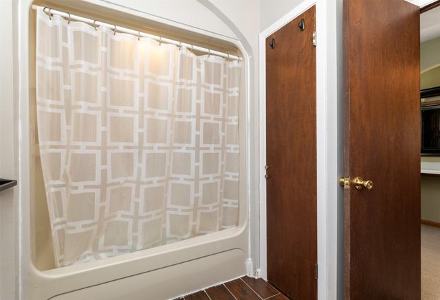 610 5th Avenue SE, Altoona, IA 50009