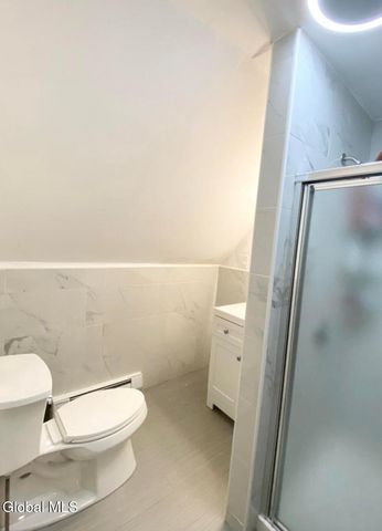 24 S Main Avenue, Albany, NY 12208