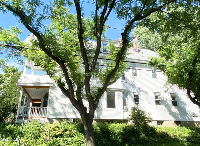 24 S Main Avenue, Albany, NY 12208