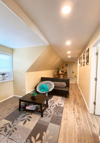 24 S Main Avenue, Albany, NY 12208