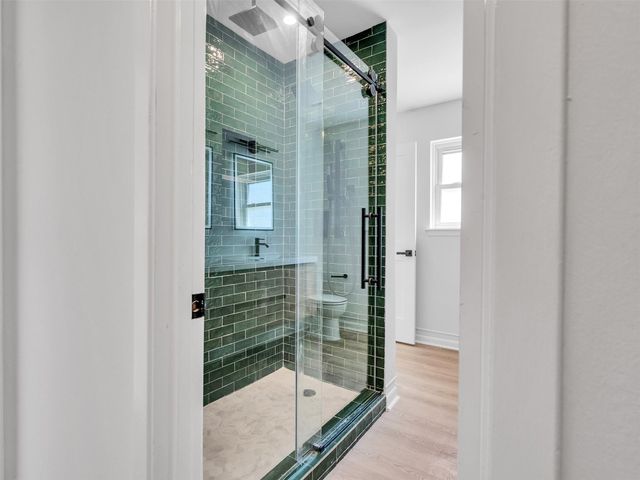 16007 Diana Lane, Houston, TX 77062