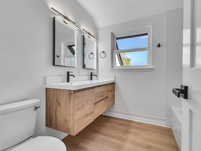 16007 Diana Lane, Houston, TX 77062