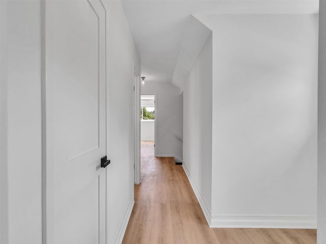 16007 Diana Lane, Houston, TX 77062