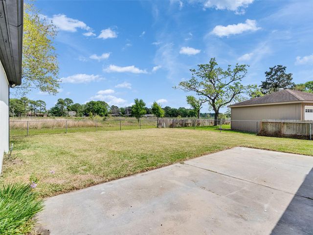 16007 Diana Lane, Houston, TX 77062