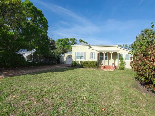 2237 10th Avenue, Vero Beach, FL 32960