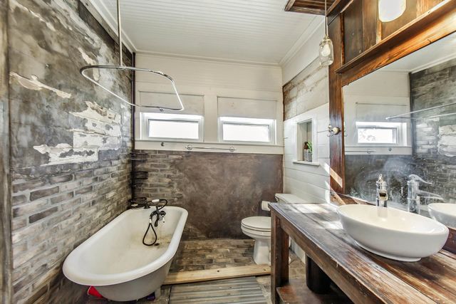 518 St Anthony Street, Raceland, LA 70394