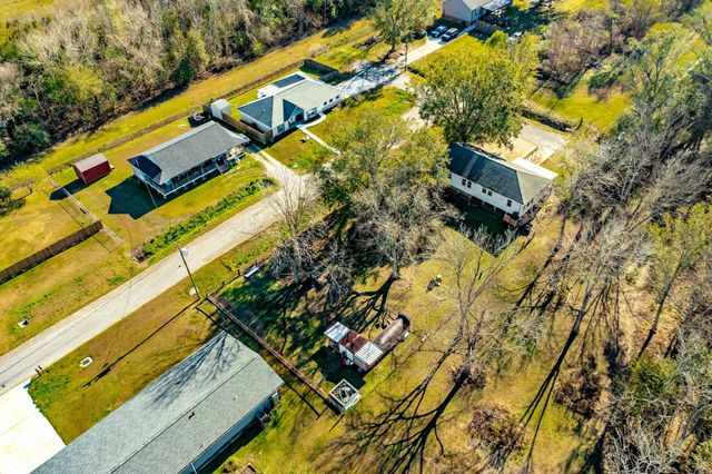 518 St Anthony Street, Raceland, LA 70394