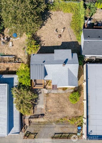 2710 15th Street, Bremerton, WA 98312