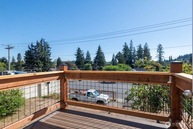 2710 15th Street, Bremerton, WA 98312