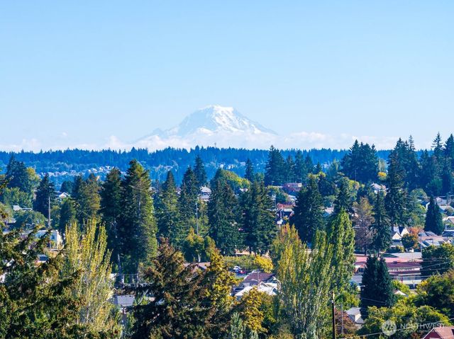 2710 15th Street, Bremerton, WA 98312