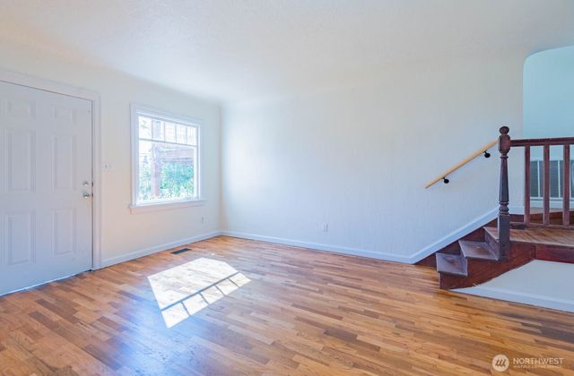 2710 15th Street, Bremerton, WA 98312